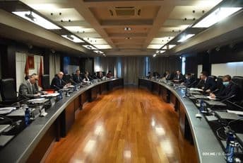 Pogledajte nove mjere NKT: Zabrana posjeta po kućama i rekreativnih aktivnosti na javnim površinama Pogledajte nove mjere NKT: Zabrana posjeta po kućama i rekreativnih aktivnosti na javnim površinama