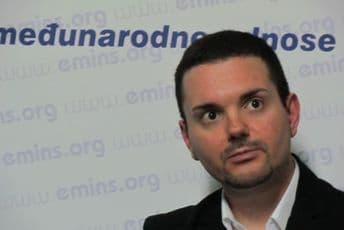 Po(r)uke globalne apokalipse Po(r)uke globalne apokalipse