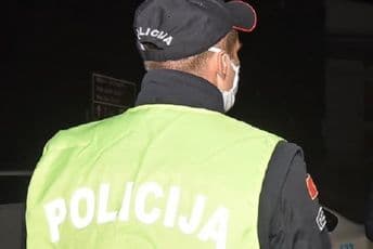 Herceg Novi: Procesuirane dvije osobe zbog izlaska nakon 19h Herceg Novi: Procesuirane dvije osobe zbog izlaska nakon 19h