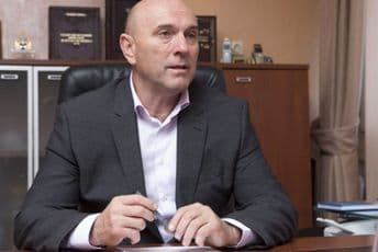 Carević predložio set ekonomskih mjera za prevazilaženje krize Carević predložio set ekonomskih mjera za prevazilaženje krize