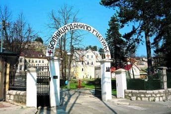 Cetinjanin Ivo Đukanović donirao 50.000 eura bolnici "Danilo I" Cetinjanin Ivo Đukanović donirao 50.000 eura bolnici "Danilo I"