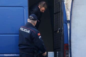 Osumnjičeni za šverc 840 kilograma kokaina još mjesec u pritvoru Osumnjičeni za šverc 840 kilograma kokaina još mjesec u pritvoru