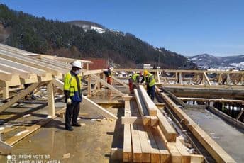 Vlada: Radovi na oko 20 gradilišta uz poštovanje svih preporuka i mjera Vlada: Radovi na oko 20 gradilišta uz poštovanje svih preporuka i mjera