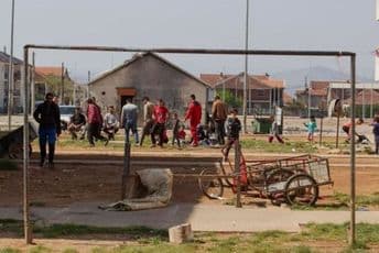 Policija spriječila tri osobe da napuste karantin Policija spriječila tri osobe da napuste karantin