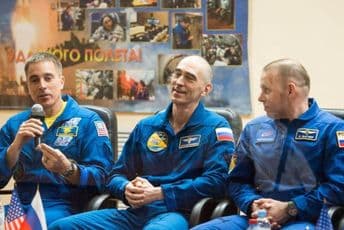 Američko-ruska posada lansirana u svemir nakon mjesec dana karantina (VIDEO) Američko-ruska posada lansirana u svemir nakon mjesec dana karantina (VIDEO)