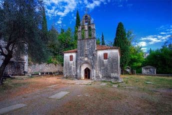 Predmet „Crkva Sv. Đorđa protiv CG“ nema nikakve veze sa Zakonom o slobodi vjeroispovijesti Predmet „Crkva Sv. Đorđa protiv CG“ nema nikakve veze sa Zakonom o slobodi vjeroispovijesti