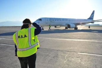 Iz Podgorice za SAD otputovalo 26 Amerikanaca i drugih stranih državljana Iz Podgorice za SAD otputovalo 26 Amerikanaca i drugih stranih državljana