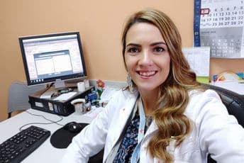 Doktorka Karadžić dvije sedmice bila u izolaciji: Od nas zavisi koliko će trajati ovo stanje Doktorka Karadžić dvije sedmice bila u izolaciji: Od nas zavisi koliko će trajati ovo stanje