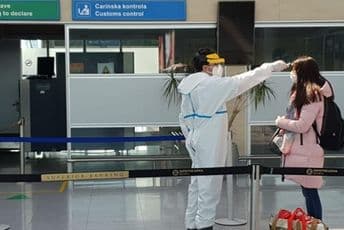 Podgorica: Stigli crnogorski i ruski državljani Podgorica: Stigli crnogorski i ruski državljani