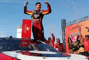 Naskar suspendovao vozača zbog rasizma na e-trci Naskar suspendovao vozača zbog rasizma na e-trci