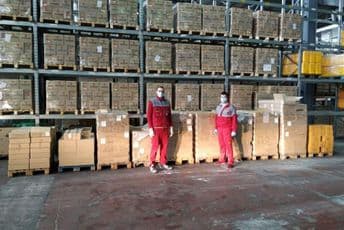 Zaposleni u kompanijama "Bemax" i "Genex" doniraju od plata 2.073 paketa hrane Zaposleni u kompanijama "Bemax" i "Genex" doniraju od plata 2.073 paketa hrane