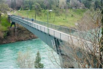 Podgorica: Žena pokušala da se ubije skočivši sa Visećeg mosta, spasio je prolaznik Ilustracija