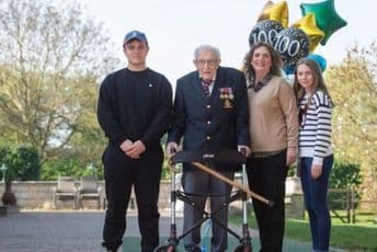 Kapetan Tom Mur (99) prikupio 15 miliona funti za britanske bolnice