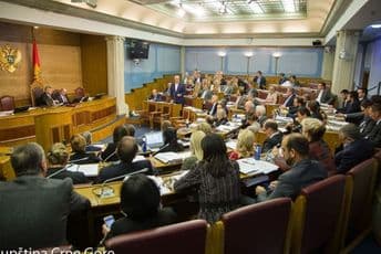 Nezavisni poslanici traže raspravu o bezbjednosnoj situaciju u zemlji Nezavisni poslanici traže raspravu o bezbjednosnoj situaciju u zemlji