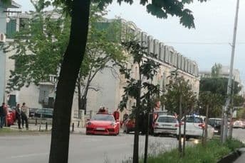 PG: Sudar kod muzeja, učestvovalo nekoliko vozila (FOTO) PG: Sudar kod muzeja, učestvovalo nekoliko vozila (FOTO)