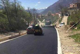 Plav: Počelo asfaltiranje Prnjavorske ulice Plav: Počelo asfaltiranje Prnjavorske ulice