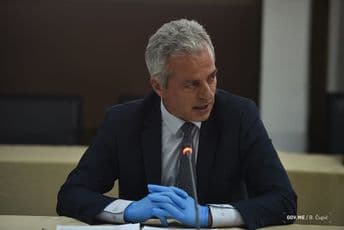 Pomoć nezaposlenima, penzionerima koji primaju srazmjernu penziju i potrošačima koji ostvaruju subvenciju za struju Pomoć nezaposlenima, penzionerima koji primaju srazmjernu penziju i potrošačima koji ostvaruju subvenciju za struju