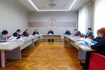 Formirana radna grupa za procjenu uticaja korona virusa na privredu Prijestonice Cetinje Formirana radna grupa za procjenu uticaja korona virusa na privredu Prijestonice Cetinje