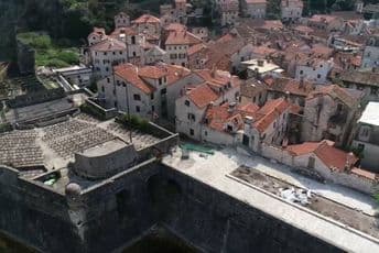 Pogledajte kako se Kotor priprema za period nakon koronavirusa Pogledajte kako se Kotor priprema za period nakon koronavirusa