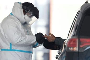 Tri osobe preminule, 65 novozaraženih koronavirusom u Hrvatskoj Tri osobe preminule, 65 novozaraženih koronavirusom u Hrvatskoj