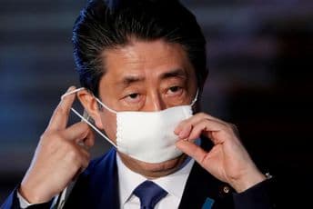 Japanski premijer podnio ostavku