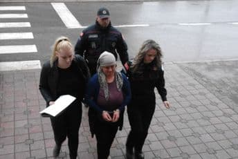 Klimenta ostaje iza brave da ne bi pobjegla Klimenta ostaje iza brave da ne bi pobjegla