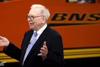 Kompanija Vorena Bafeta izgubila skoro 50 milijardi dolara zbog korone Kompanija Vorena Bafeta izgubila skoro 50 milijardi dolara zbog korone