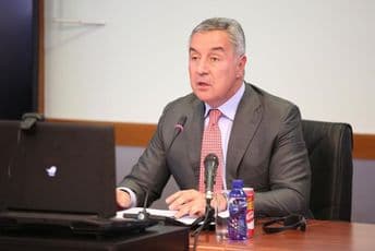 Đukanović: Evropska perspektiva neophodna kao nikad prije (VIDEO) Đukanović: Evropska perspektiva neophodna kao nikad prije (VIDEO)