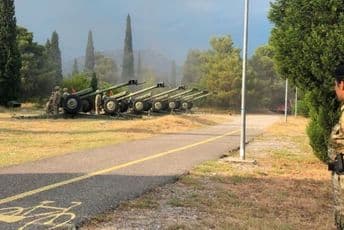 Sjutra na Cetinju počasna paljba povodom Dana nezavisnosti Sjutra na Cetinju počasna paljba povodom Dana nezavisnosti