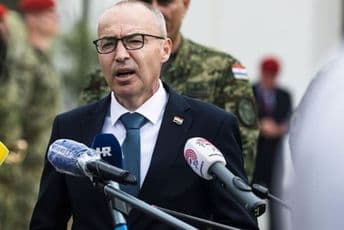 Nakon pada aviona kod Zadra: Hrvatski ministar odbrane podnio ostavku Nakon pada aviona kod Zadra: Hrvatski ministar odbrane podnio ostavku