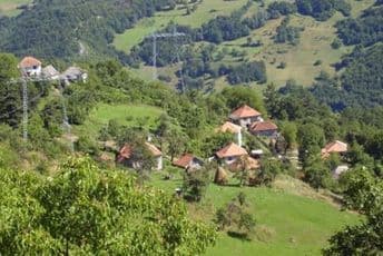 Dane izolacije žitelji nekoliko bjelopoljskih sela proveli radno Dane izolacije žitelji nekoliko bjelopoljskih sela proveli radno