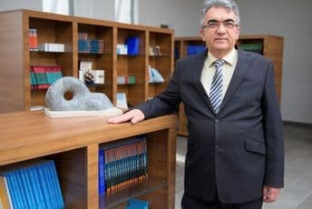 Dekan Miranović: Na Prirodno-matematičkom fakultetu organizaciju ispita diktira priroda predmeta Dekan Miranović: Na Prirodno-matematičkom fakultetu organizaciju ispita diktira priroda predmeta