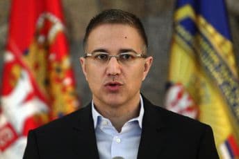 Stefanović: Nemam veze s klanom Belivuka, tužba zbog navoda o Skaj aplikaciji Stefanović: Nemam veze s klanom Belivuka, tužba zbog navoda o Skaj aplikaciji