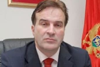 Dekan Marković: Na Fakultetu političkih nauka predispitne provjere onlajn, završni ispiti kada se stvore uslovi Dekan Marković: Na Fakultetu političkih nauka predispitne provjere onlajn, završni ispiti kada se stvore uslovi