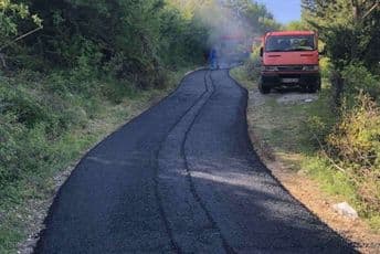 Nakon radova na izgradnji vodovoda, asfaltiran put u Gornjoj Vrbici Nakon radova na izgradnji vodovoda, asfaltiran put u Gornjoj Vrbici