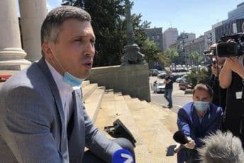 Boško Obradović počeo štrajk glađu Boško Obradović počeo štrajk glađu