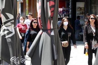 BiH: Načelnik opštine sjutra građanima plaća prve kafe i šišanja BiH: Načelnik opštine sjutra građanima plaća prve kafe i šišanja