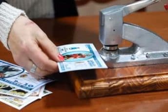 Italijanski gradić štampa vlastiti novac da bi pomogao mještanima (VIDEO) Italijanski gradić štampa vlastiti novac da bi pomogao mještanima (VIDEO)