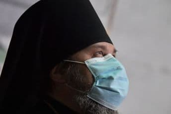 Ruski zvaničnik: SVEŠTENIK ZARAZIO 35 VJERNIKA! Ruski zvaničnik: SVEŠTENIK ZARAZIO 35 VJERNIKA!