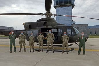 Crnogorski vojnici nastavljaju obuku u Sloveniji Crnogorski vojnici nastavljaju obuku u Sloveniji