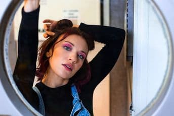 Lijepi u ogledalu, ružni na slikama: U čemu je caka? Lijepi u ogledalu, ružni na slikama: U čemu je caka?