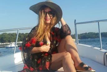 Danica Maksimović izazovna i u sedmoj deceniji Danica Maksimović izazovna i u sedmoj deceniji