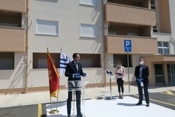 Stambeno pitanje riješile 82 porodice zapošljenih u Vodovod i kanalizacija doo Stambeno pitanje riješile 82 porodice zapošljenih u Vodovod i kanalizacija doo