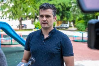 Zdrava porodice je ona koja pruža nesmetan razvoj djece i odraslih Zdrava porodice je ona koja pruža nesmetan razvoj djece i odraslih