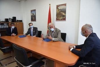 Potpisan ugovor o gradnji prve dionice magistralnog puta Cetinje – Nikšić Potpisan ugovor o gradnji prve dionice magistralnog puta Cetinje – Nikšić