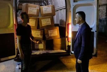 Iz Mađarske stiglo 50.000 maski i 980 zaštitnih odijela