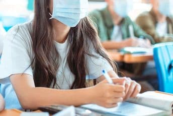 Pogledajte šta sve ostane na maski poslije nošenja Pogledajte šta sve ostane na maski poslije nošenja