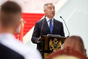 Đukanović: Crnogorsko zdravstvo pokazalo sposobnost za ponos države Milo Đukanović - predsjednik Crne Gore