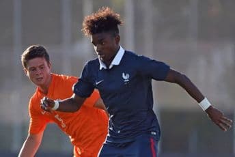 U Parizu pronađeno beživotno tijelo bivšeg fudbalera PSŽ-a U Parizu pronađeno beživotno tijelo bivšeg fudbalera PSŽ-a