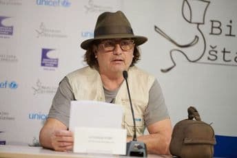 Poplava dezinformacija pretvara ljudima svijest u deponiju Poplava dezinformacija pretvara ljudima svijest u deponiju